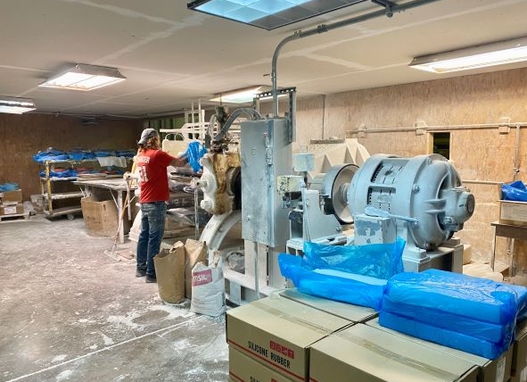 RUBBER MILL OPERATOR