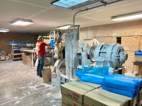 RUBBER MILL OPERATOR