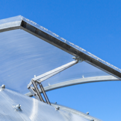 Thermoforming Polycarbonate vs. PETG vs. Acrylic: Finding the Best Clear Plastic for Vacuum Forming